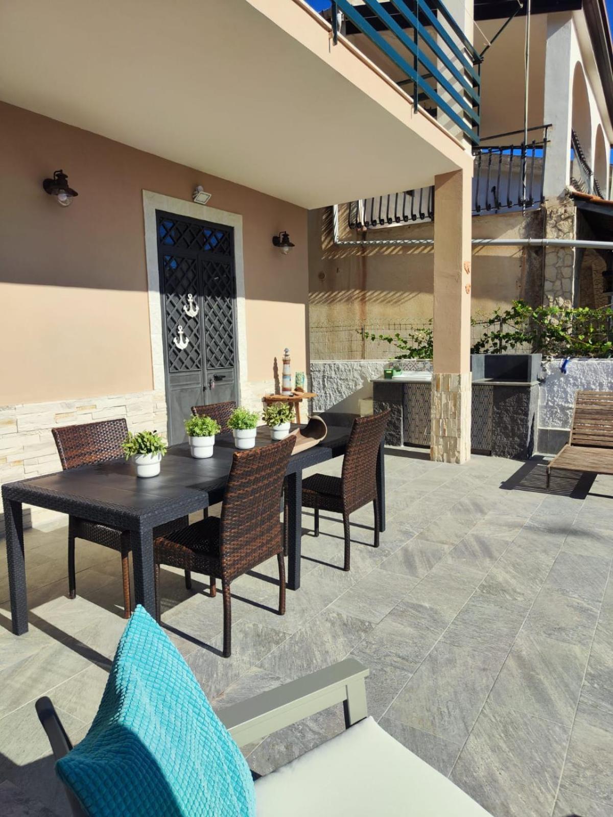 Villetta Indipendente - Zona Vaccarizzo Exteriör bild